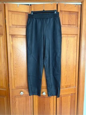 Halogen Women’s Black Faux Leather Jogger Pants